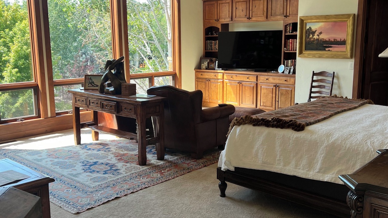 Photo of Bedroom in Aspen Glen