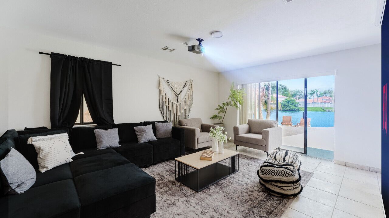 Photo of Outdoor in Pembroke Pines