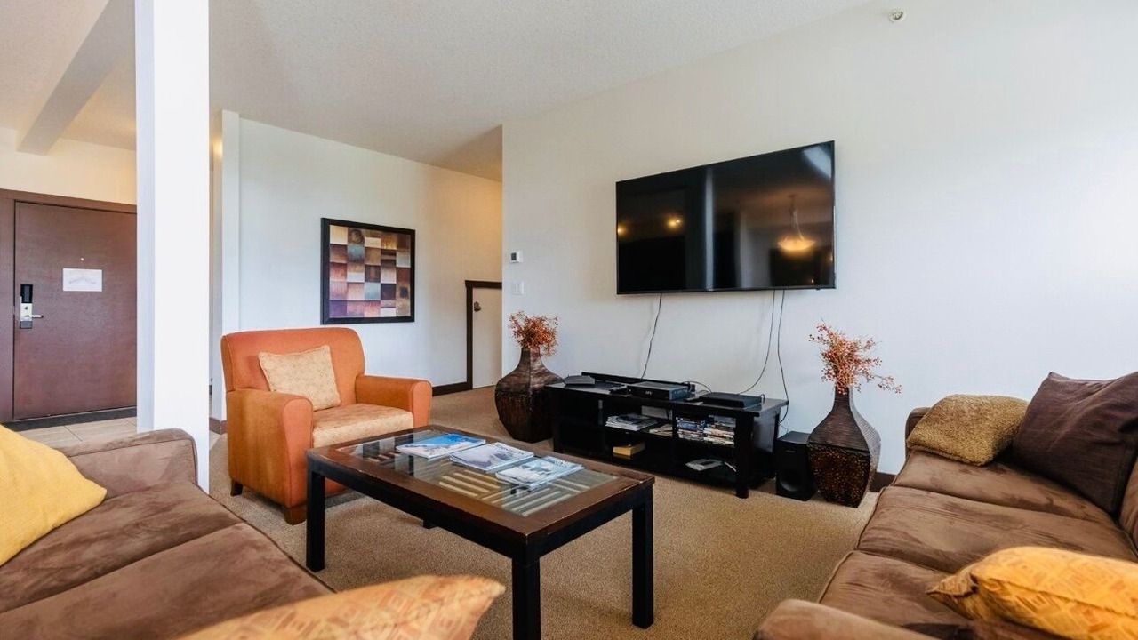 Photo of Livingroom in East Kootenay
