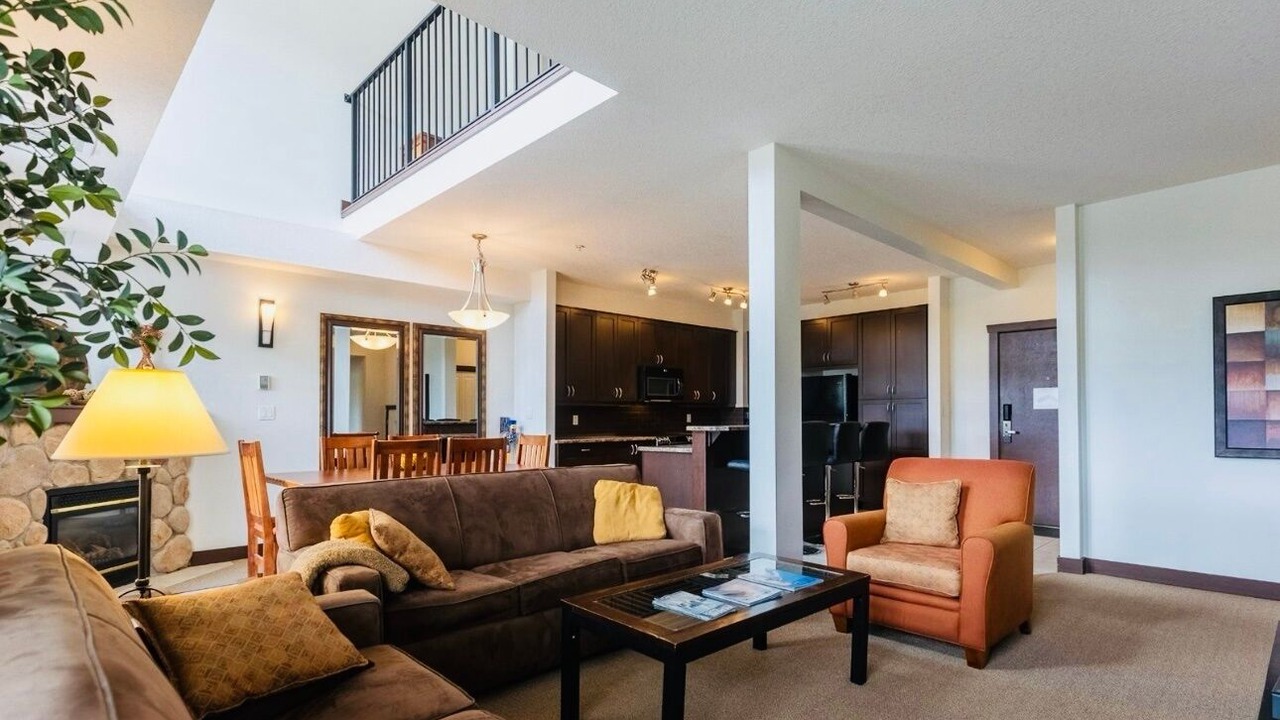 Photo of Livingroom in East Kootenay