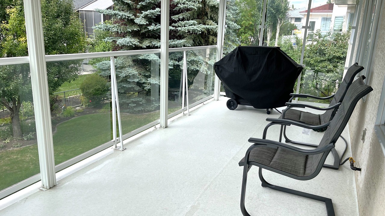 Photo of Outdoor in Arbour Lake