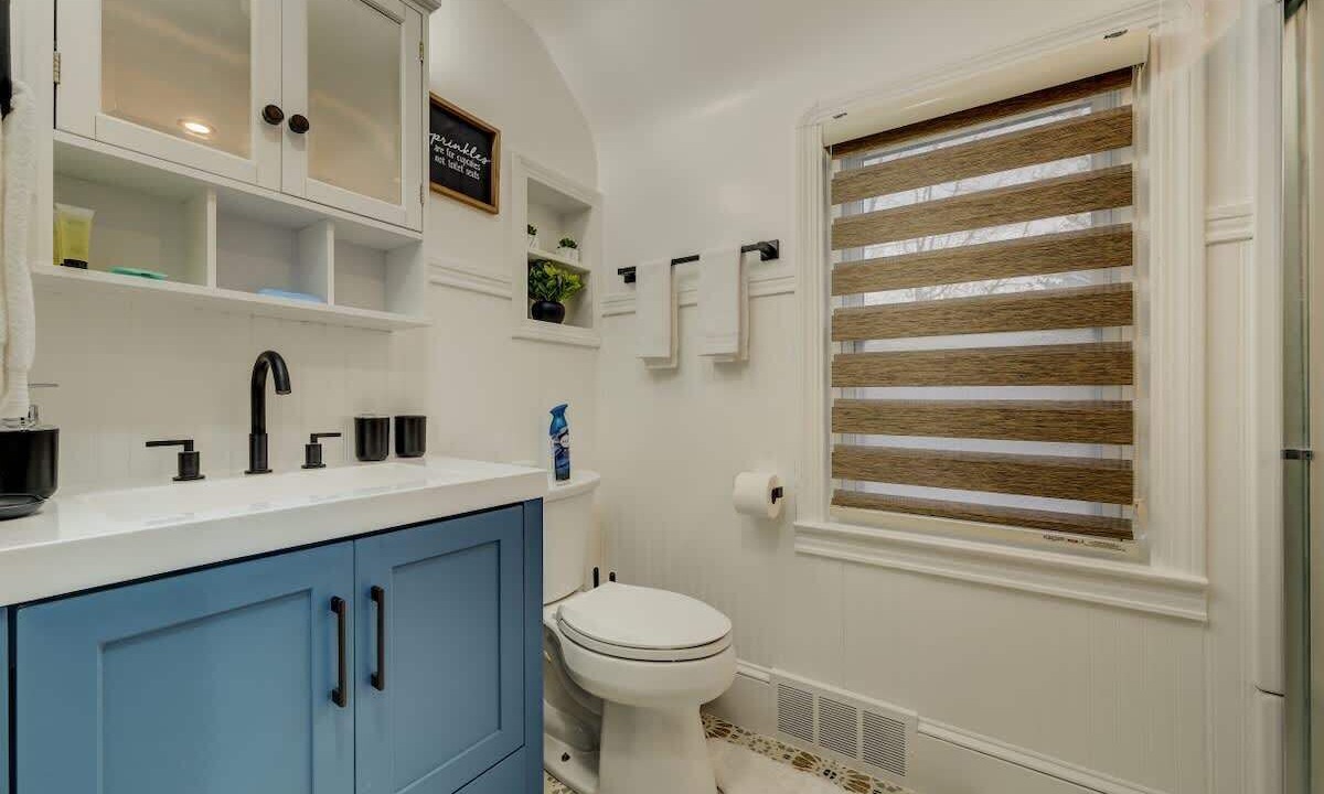Photo of Bathroom in South Euclid