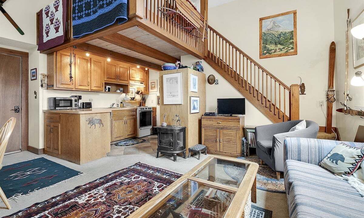 Photo of Livingroom in Bethel