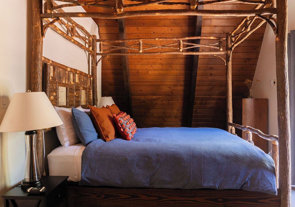 Photo of Bedroom in Glenwood Springs