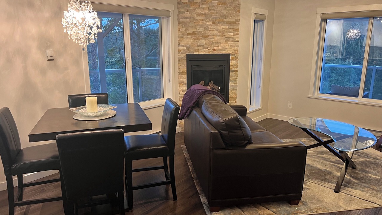 Photo of Livingroom in Juan de Fuca Electoral Area