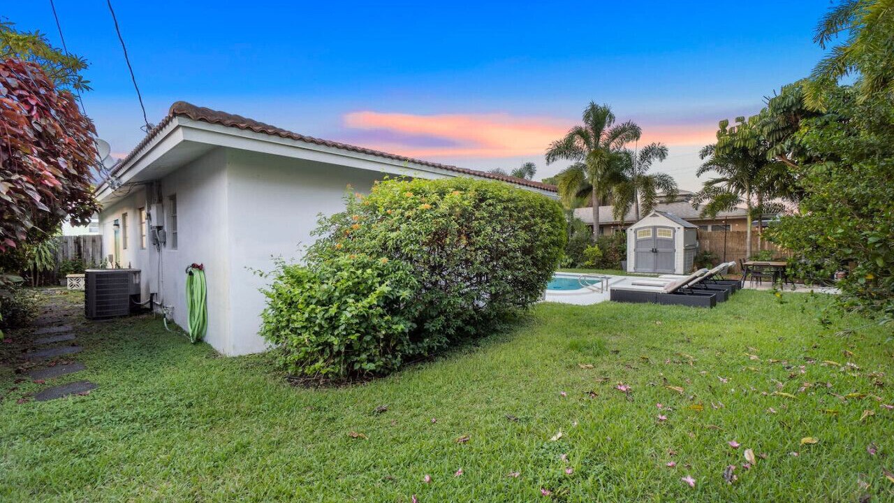 Photo of Outdoor in Coral Ridge Isles