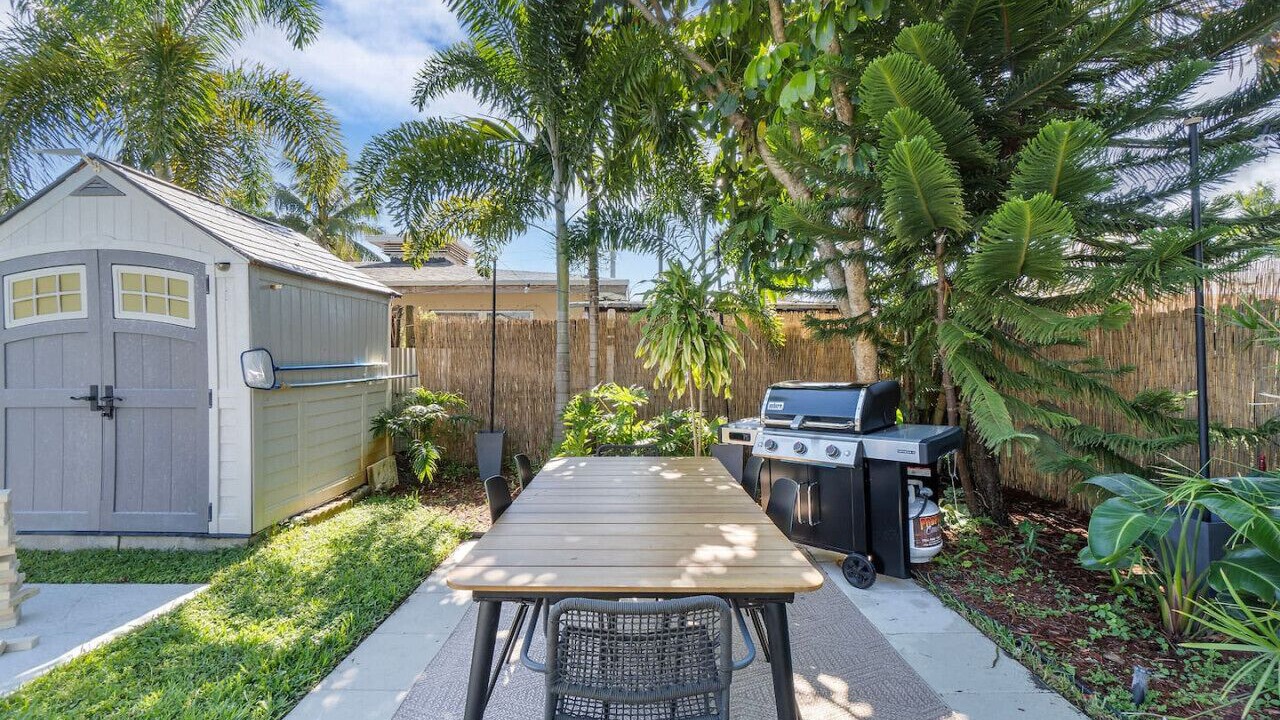 Photo of Outdoor in Coral Ridge Isles