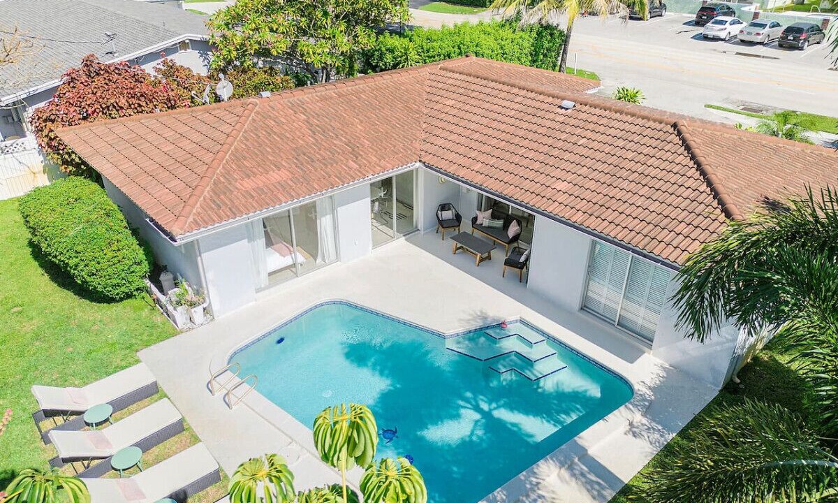 Photo of Outdoor in Coral Ridge Isles