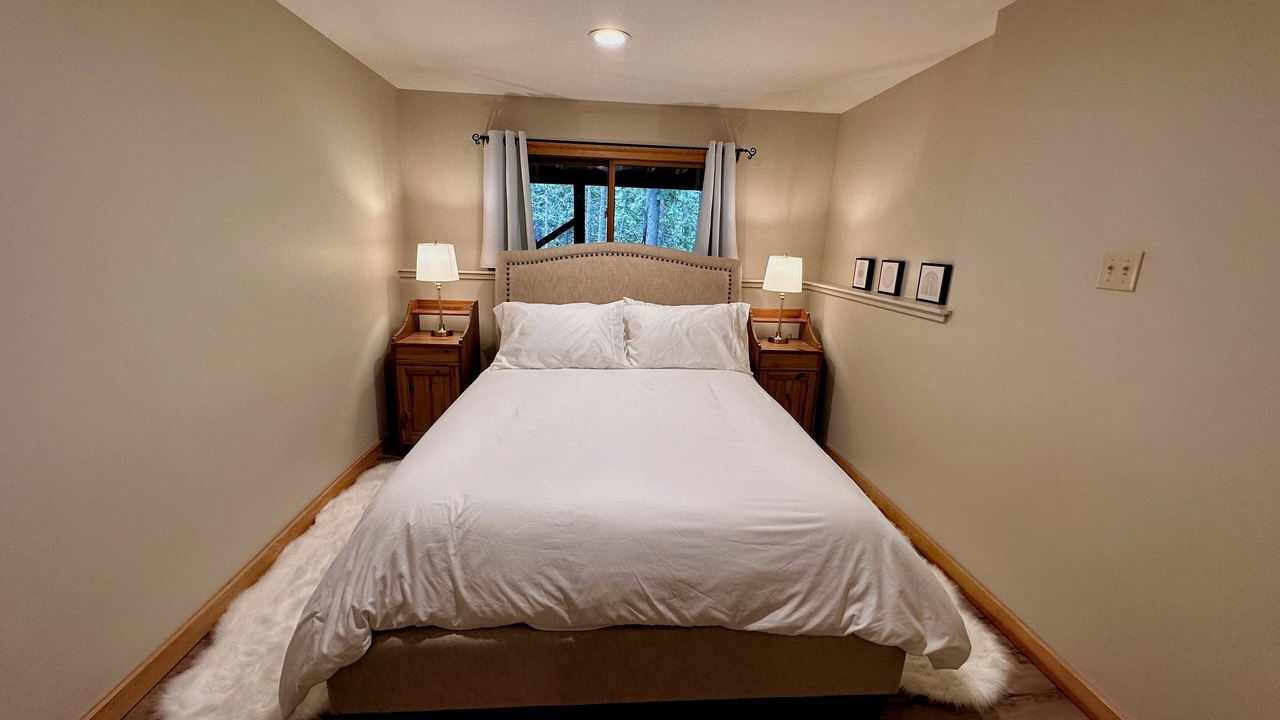 Photo of Bedroom in East Kootenay