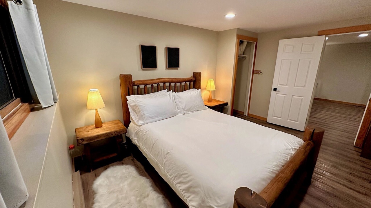 Photo of Bedroom in East Kootenay