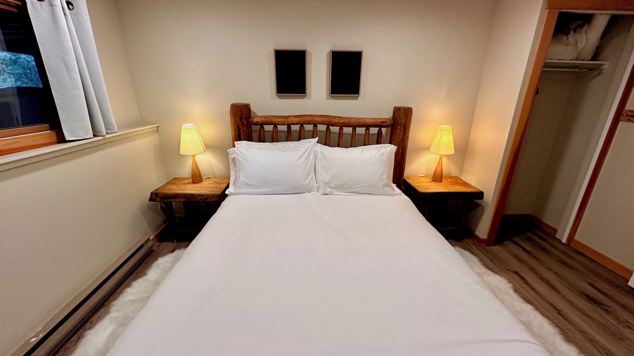 Photo of Bedroom in East Kootenay