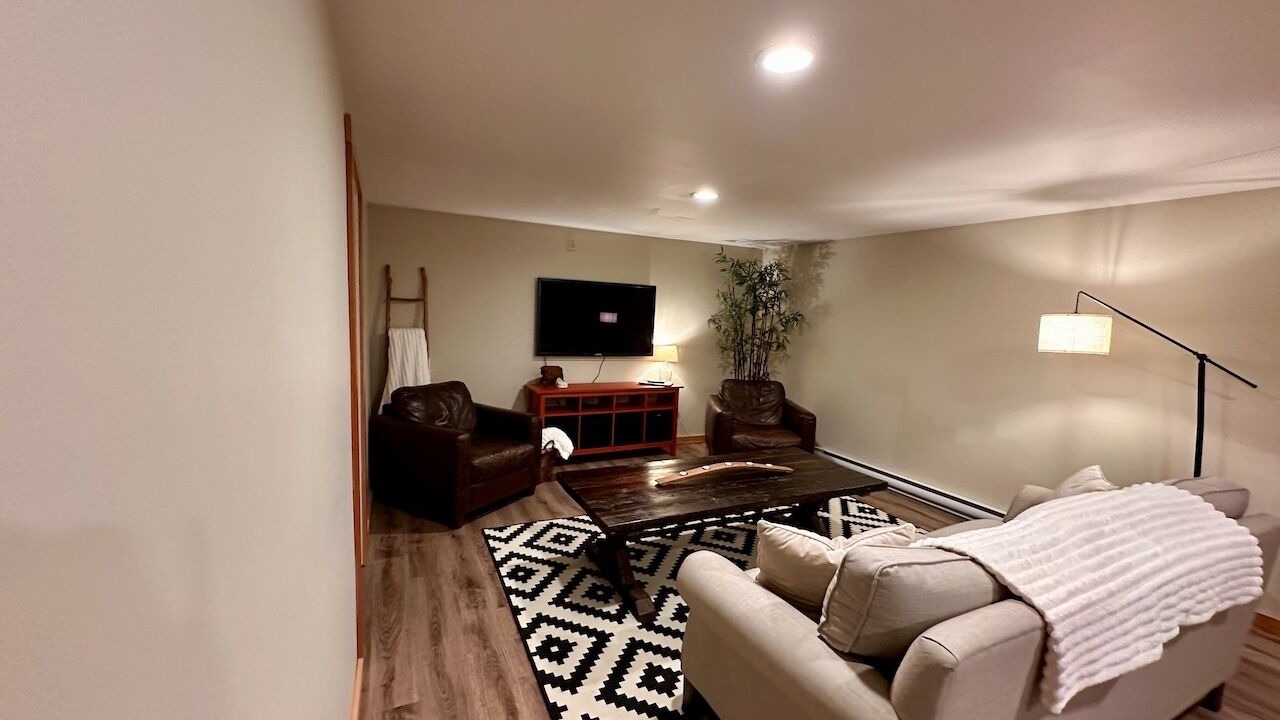 Photo of Livingroom in East Kootenay