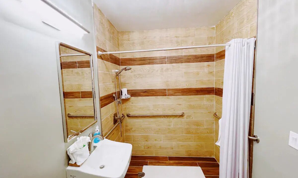Photo of Bathroom in Pompano Beach