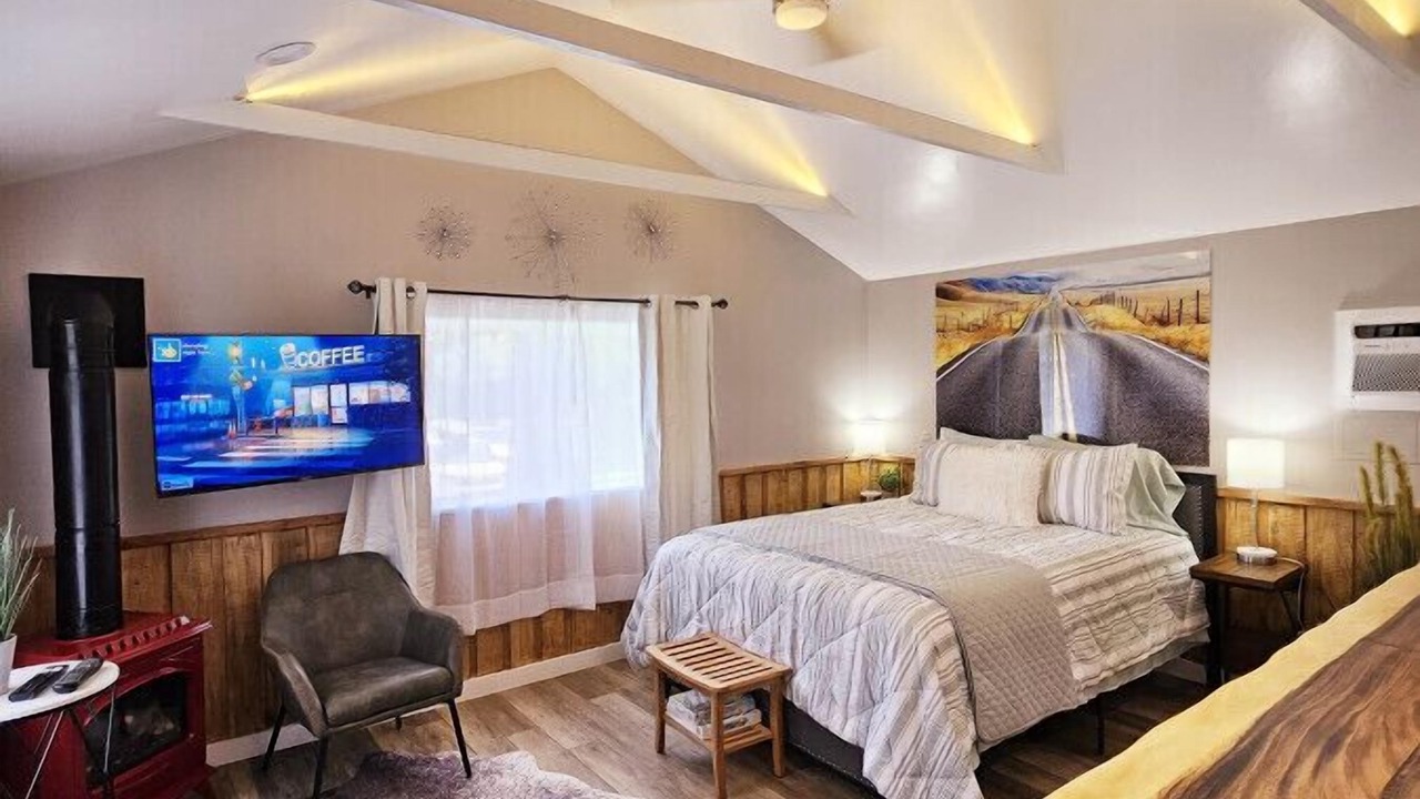 Photo of Bedroom in Glenwood Springs