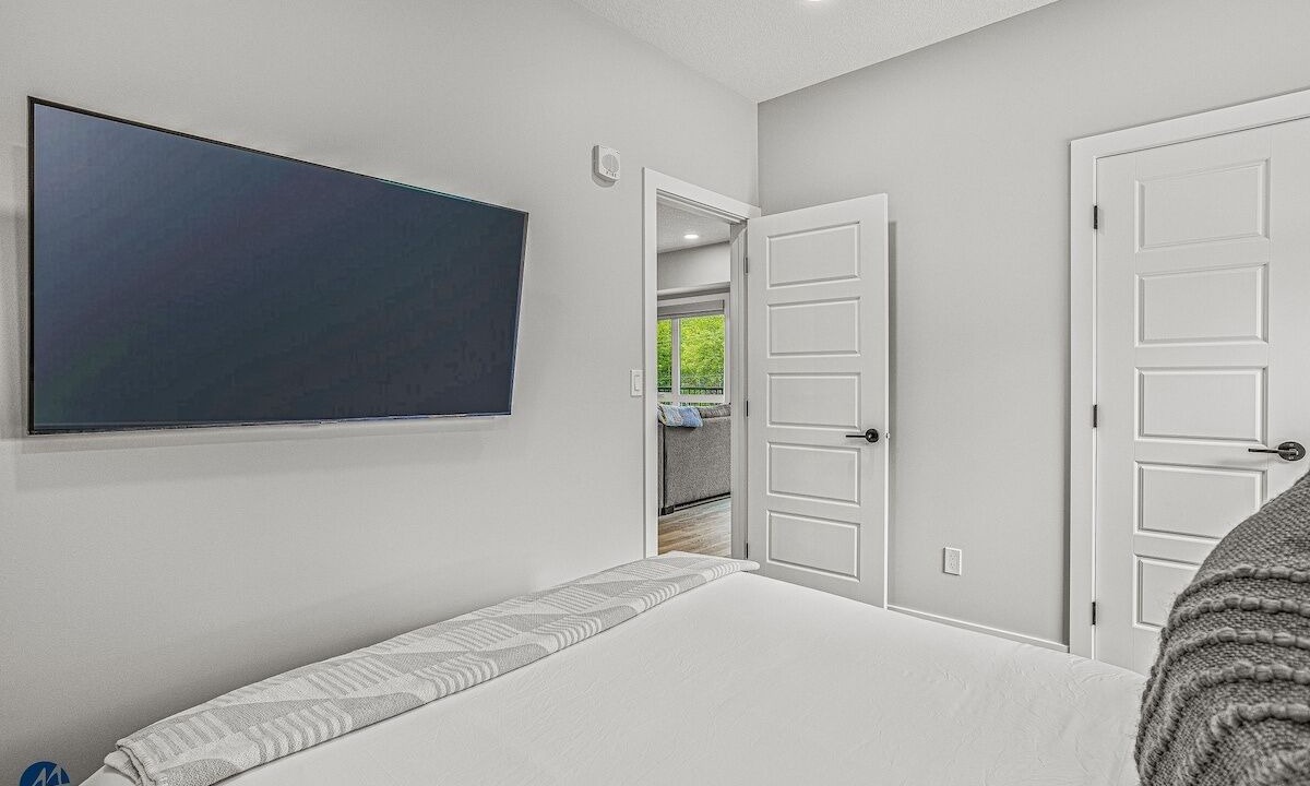 Photo of Bedroom in Dead Man's Flats