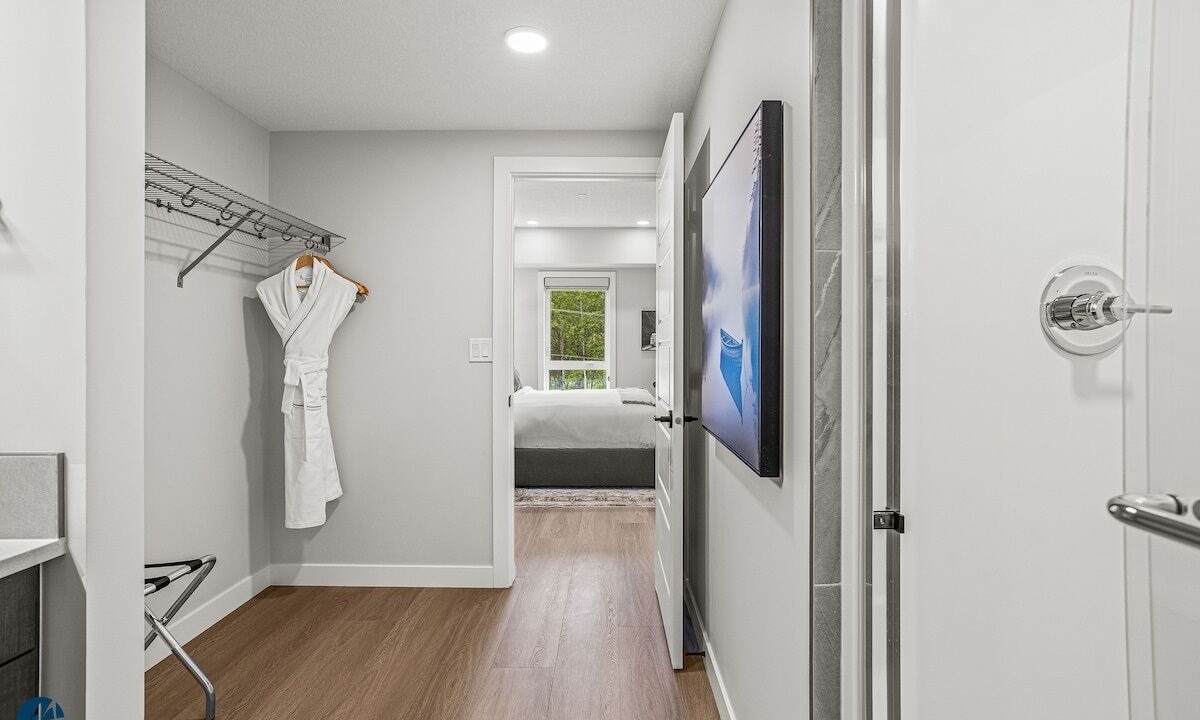 Photo of Bedroom in Dead Man's Flats