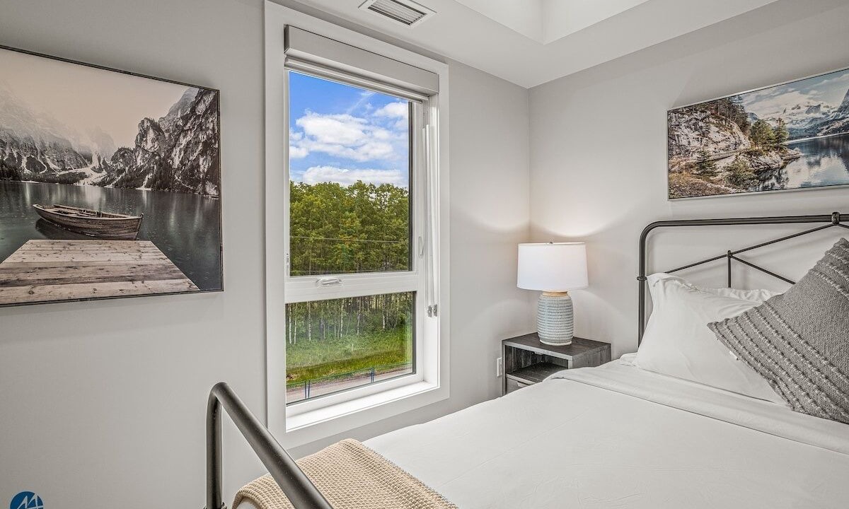 Photo of Bedroom in Dead Man's Flats