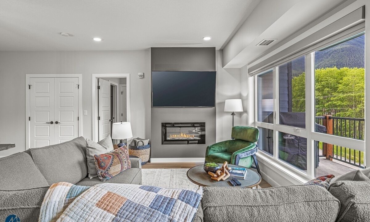 Photo of Livingroom in Dead Man's Flats