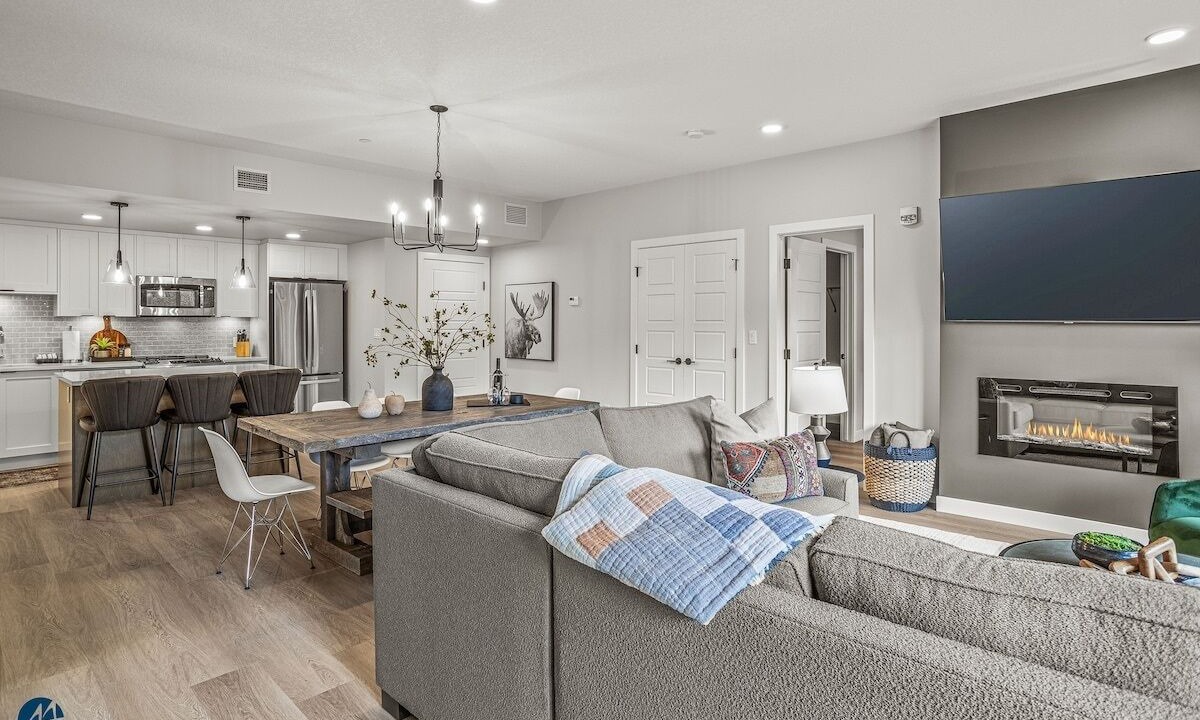 Photo of Livingroom in Dead Man's Flats