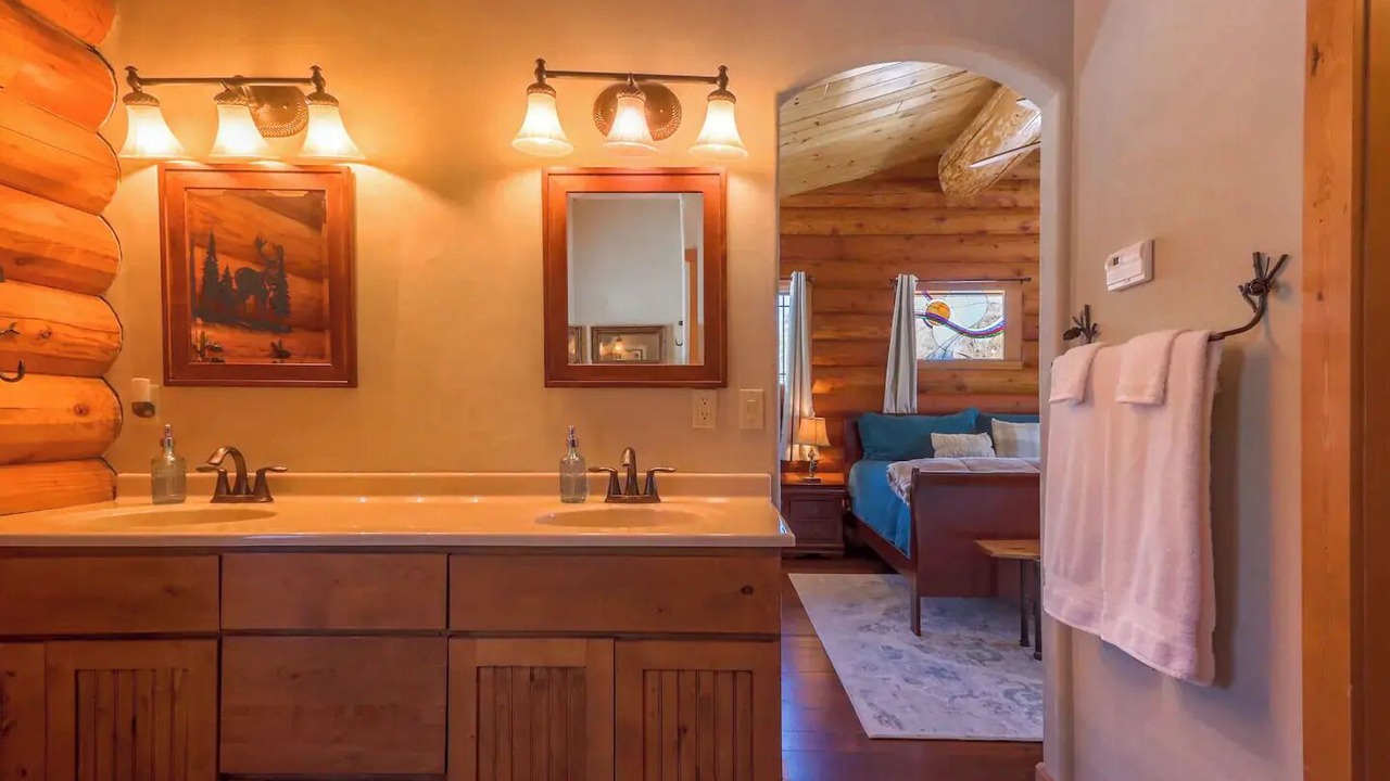 Photo of Bathroom in Westcliffe