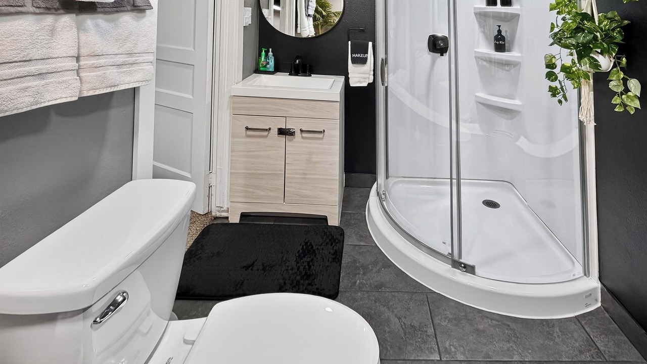 Photo of Bathroom in Lyman