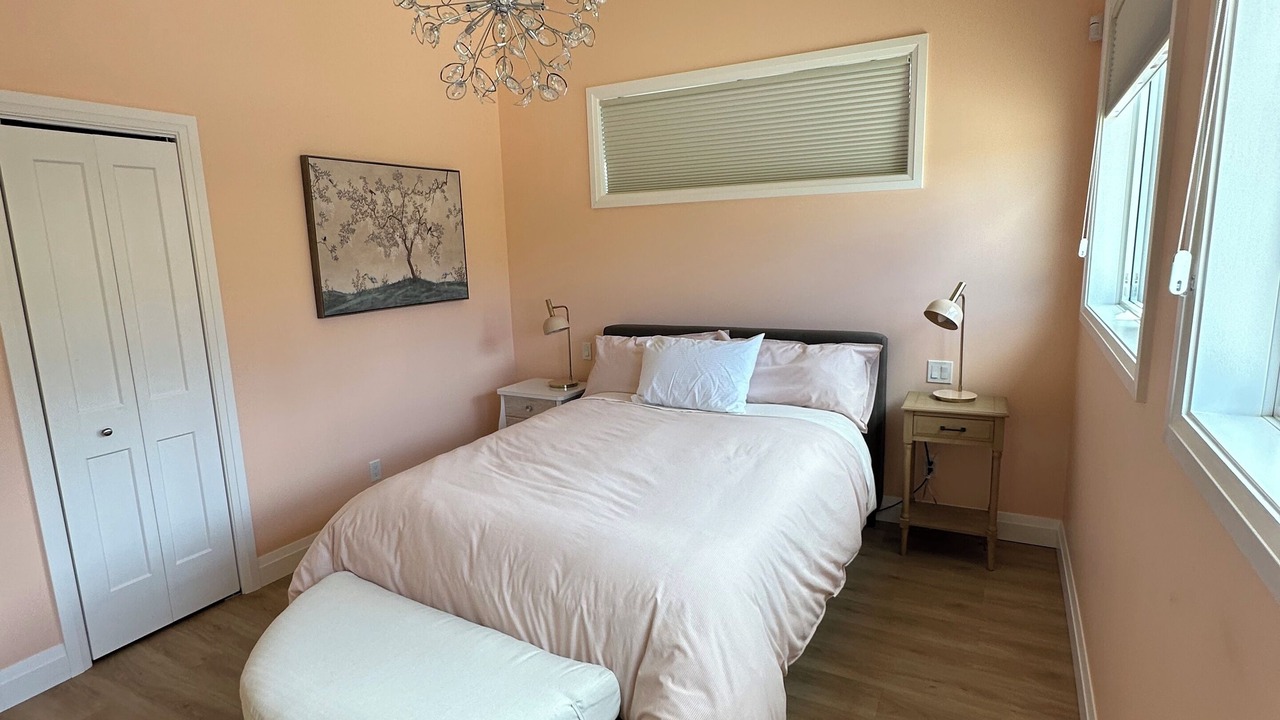Photo of Bedroom in Okanagan-Similkameen