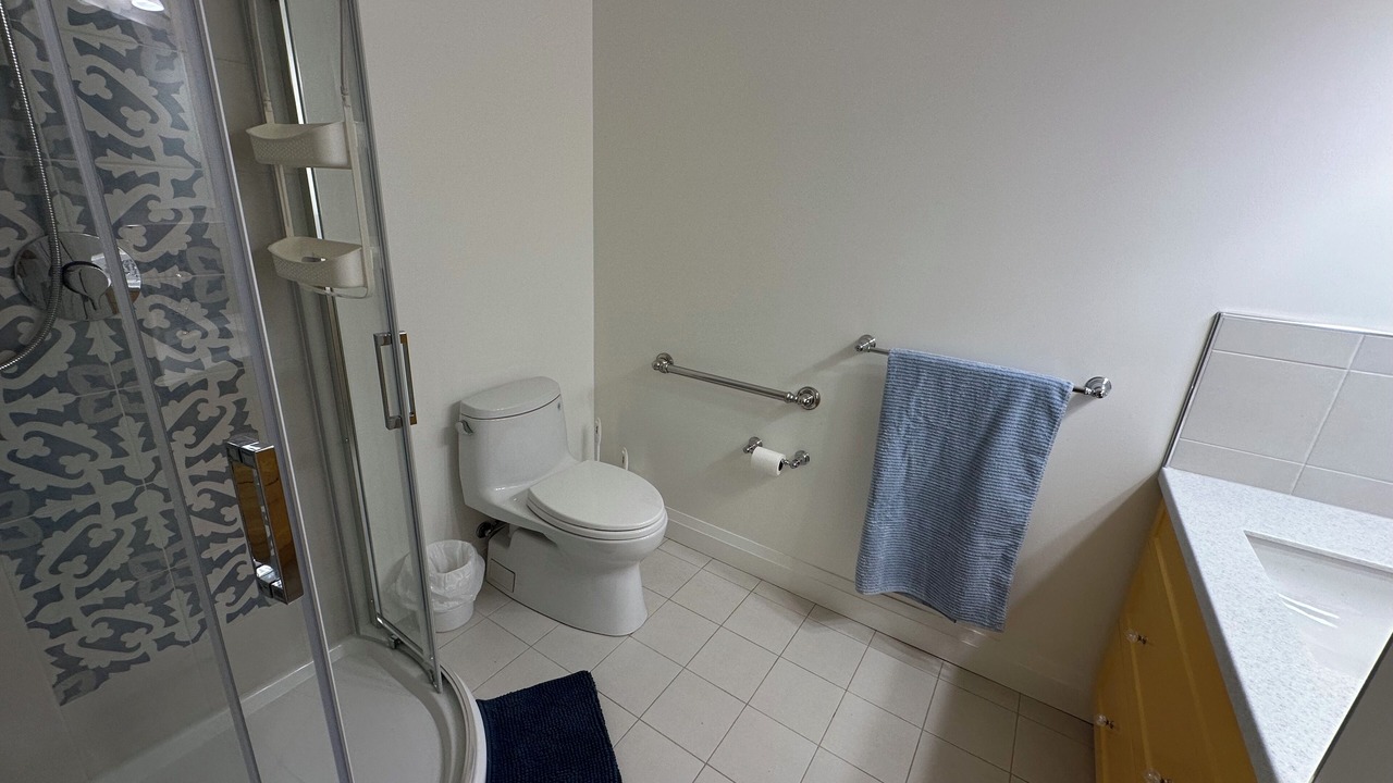 Photo of Bathroom in Okanagan-Similkameen
