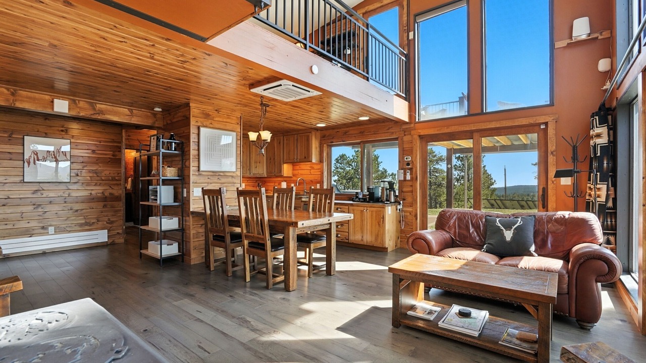 Photo of Livingroom in Keystone