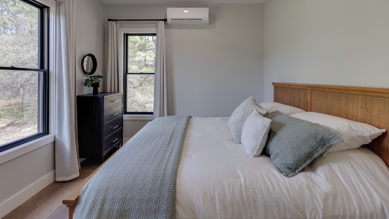 Photo of Bedroom in Sugar Hill
