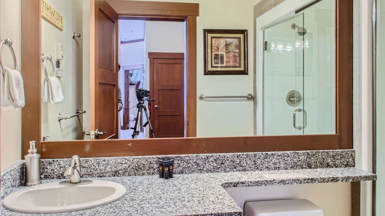 Photo of Bathroom in Big White Ski Resort