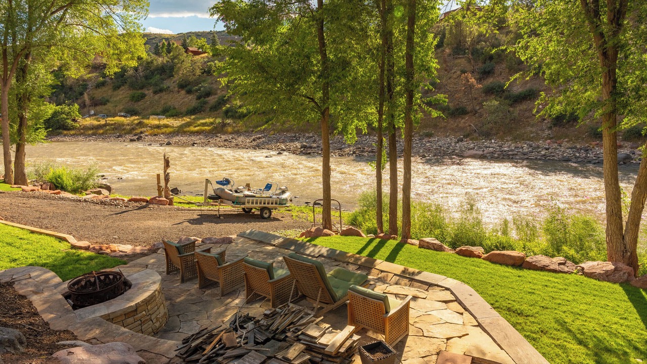 Photo of Outdoor in Glenwood Springs