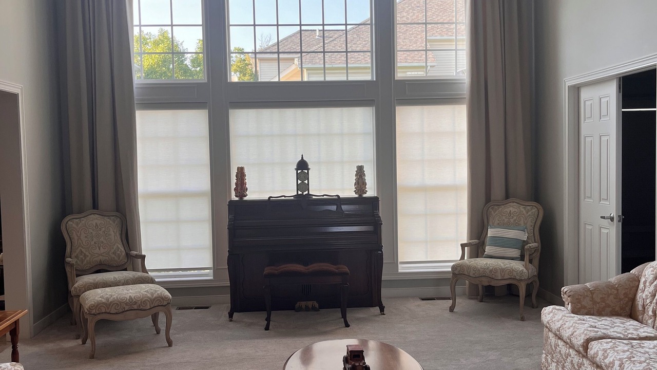 Photo of Livingroom in Highland Heights