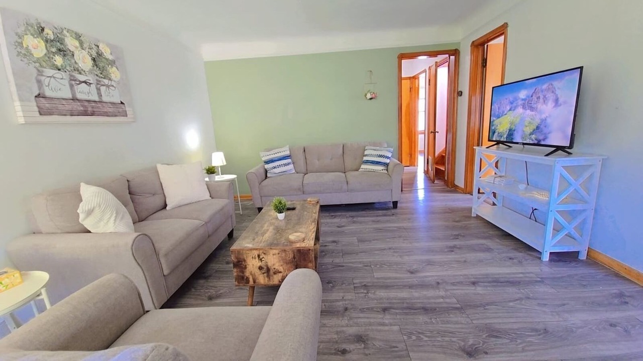 Photo of Livingroom in Garfield Heights