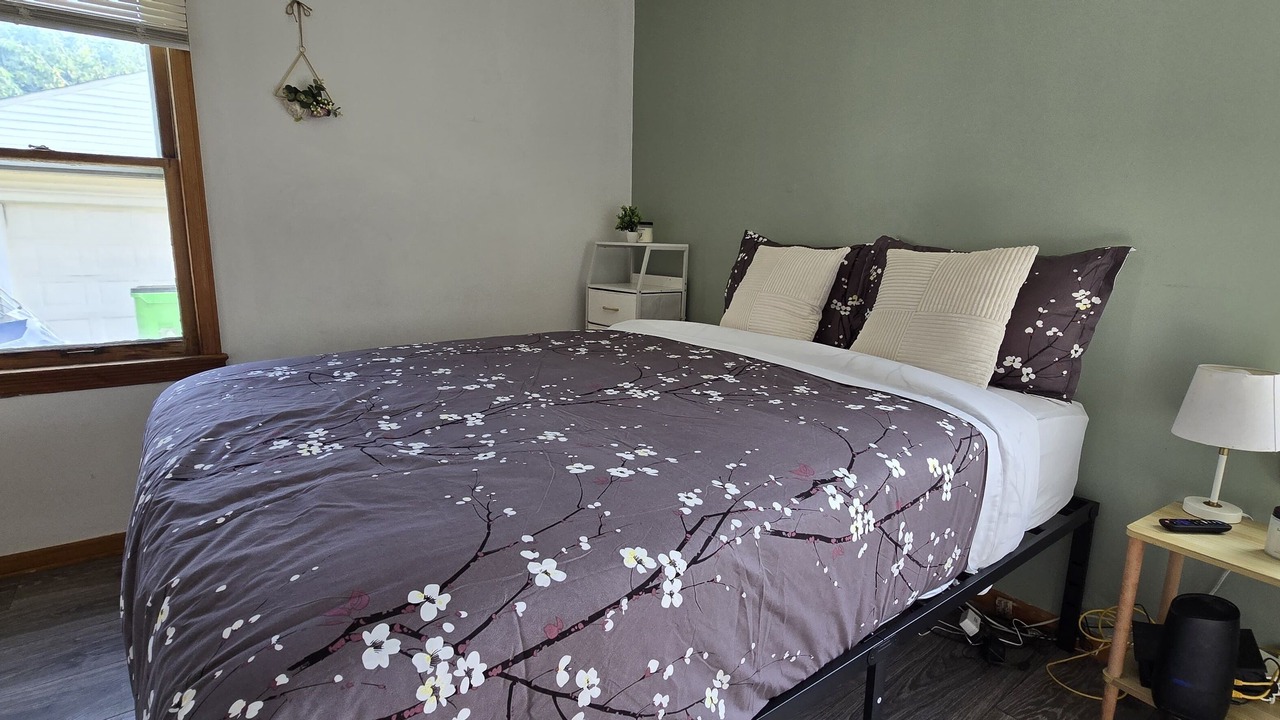 Photo of Bedroom in Garfield Heights