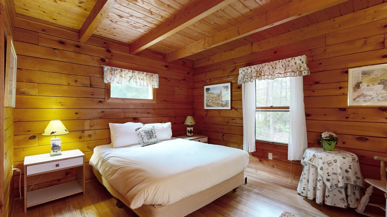 Photo of Bedroom in Bartlett