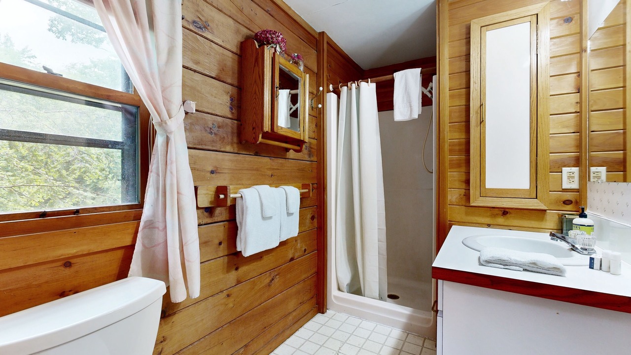 Photo of Bathroom in Bartlett