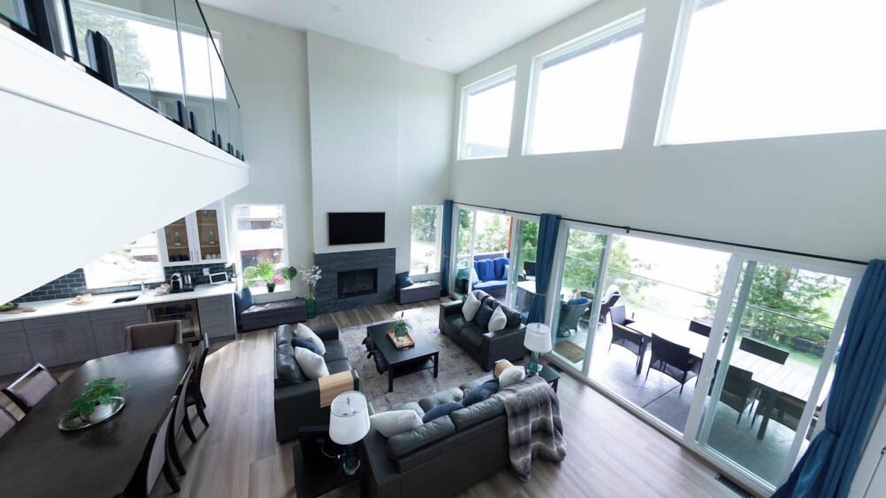 Photo of Livingroom in Anglemont