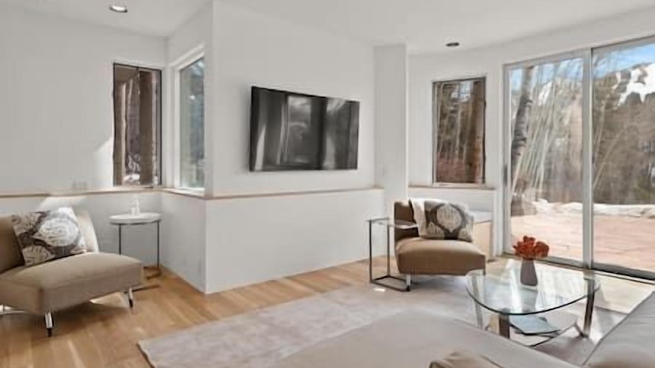Photo of Livingroom in Aspen