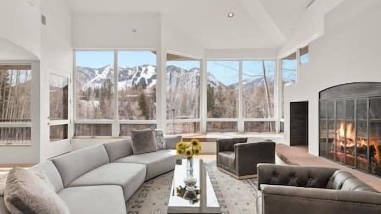 Photo of Livingroom in Aspen