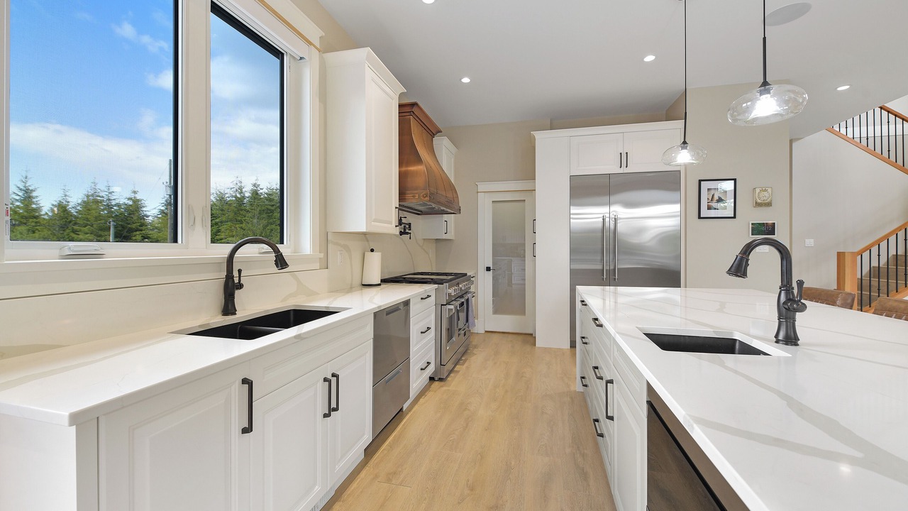 Photo of Kitchen in Shawnigan Lake