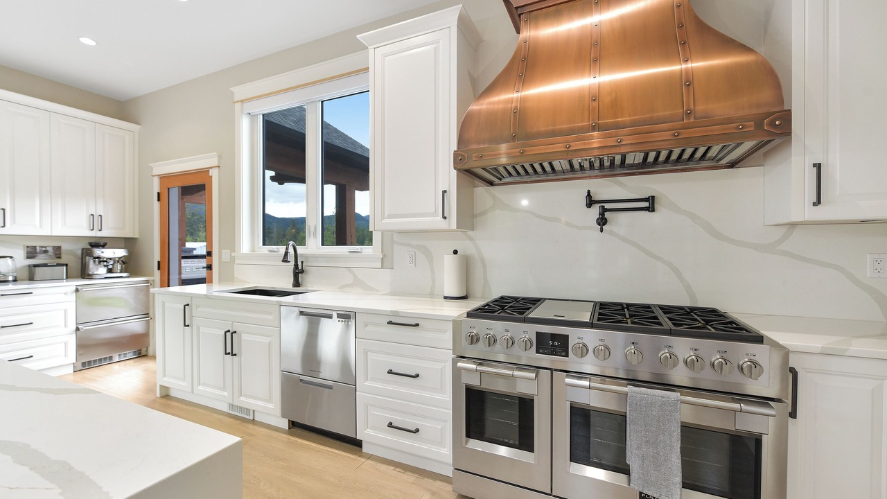 Photo of Kitchen in Shawnigan Lake