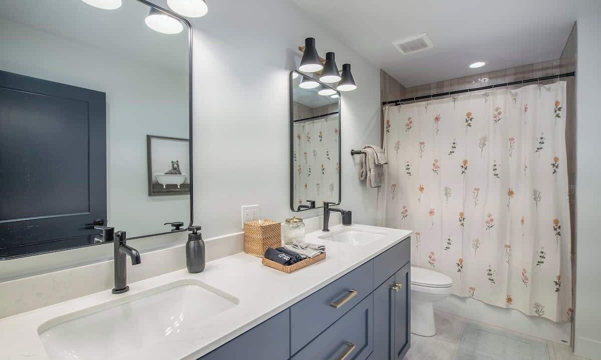 Photo of Bathroom in Crested Butte South