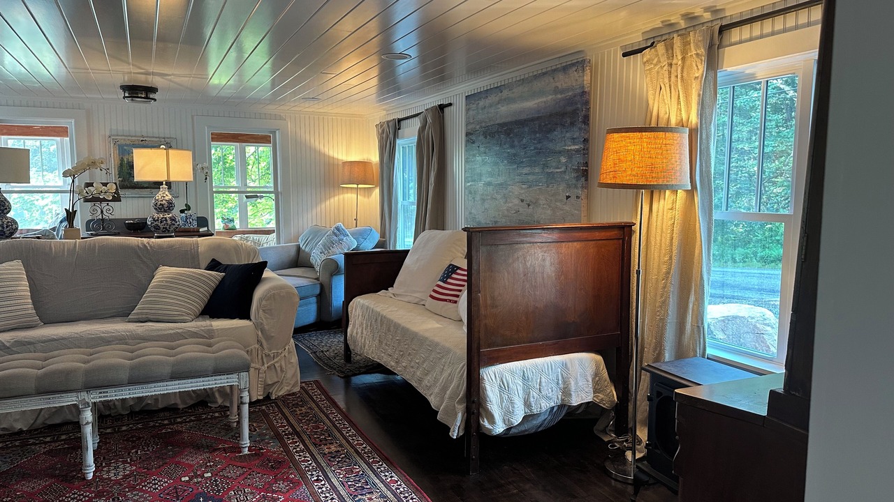 Photo of Livingroom in Bernard