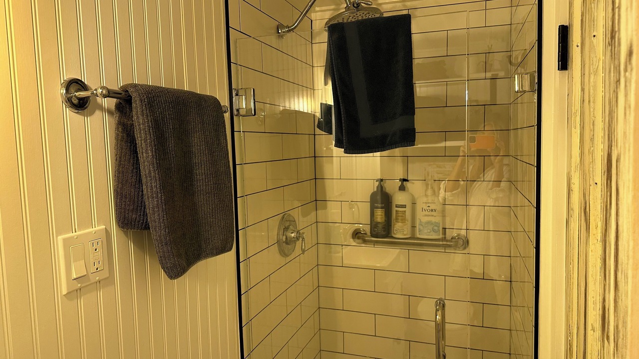 Photo of Bathroom in Bernard