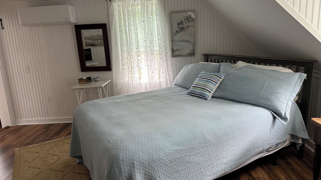 Photo of Bedroom in Bernard