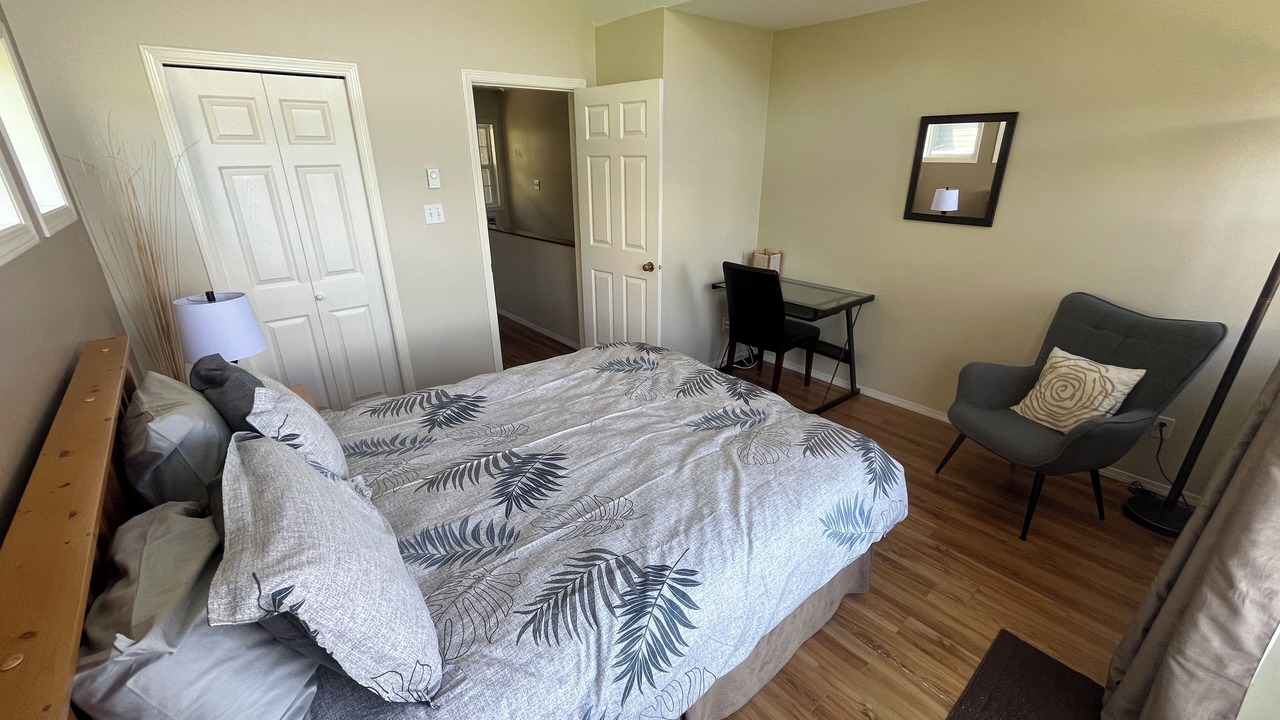 Photo of Bedroom in Okanagan-Similkameen
