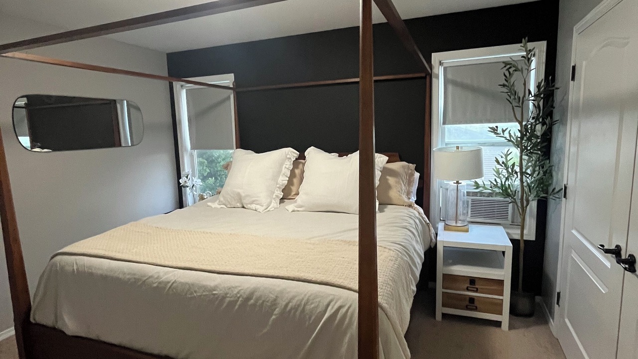 Photo of Bedroom in Sylvan Lake