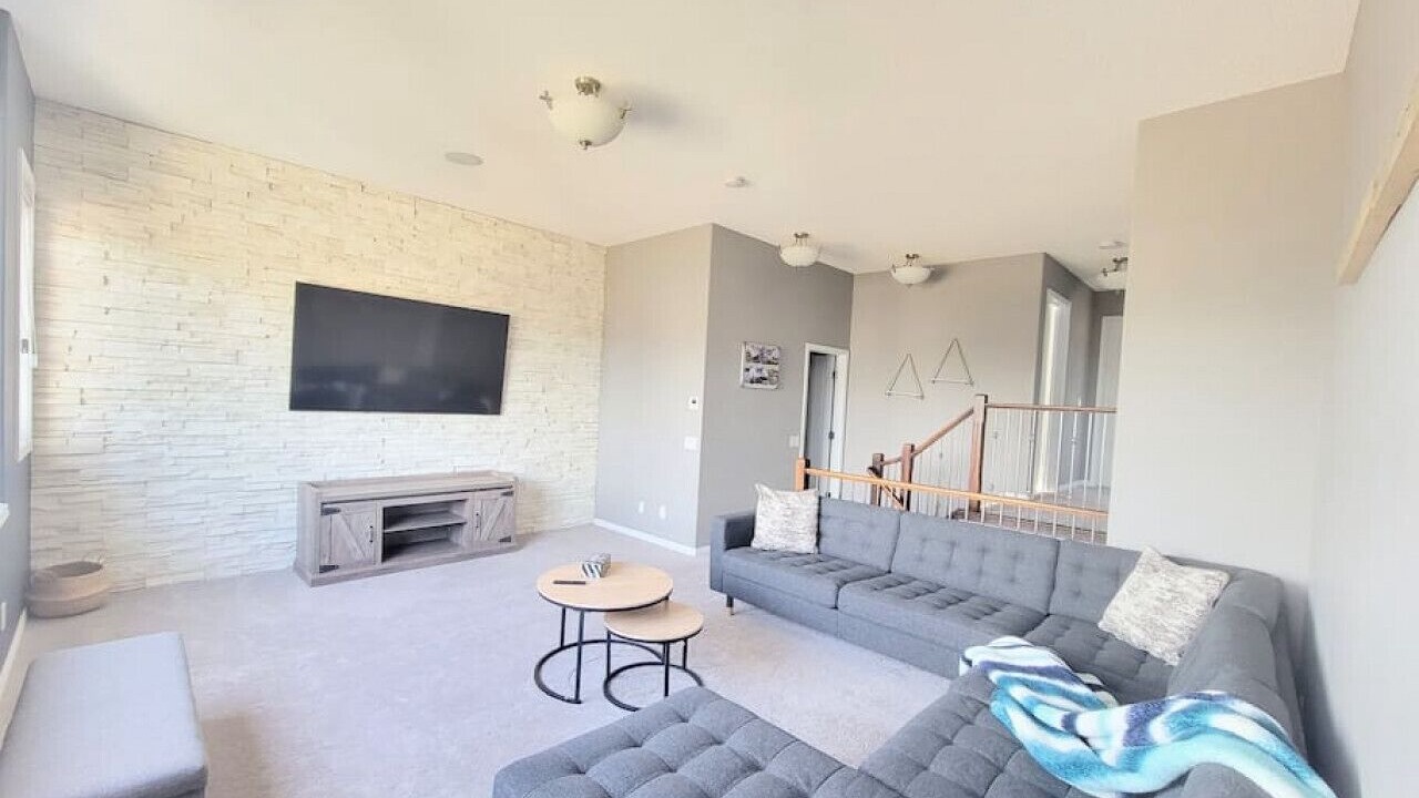 Photo of Livingroom in Northwest Edmonton