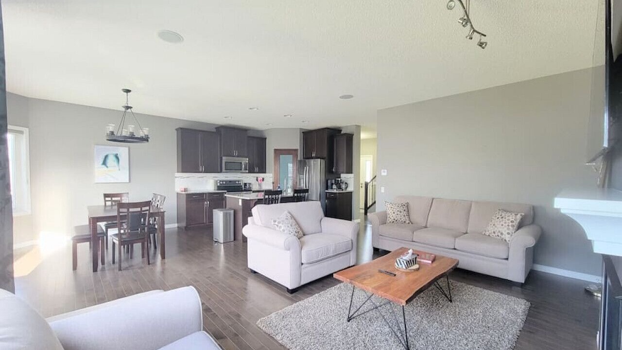 Photo of Livingroom in Northwest Edmonton