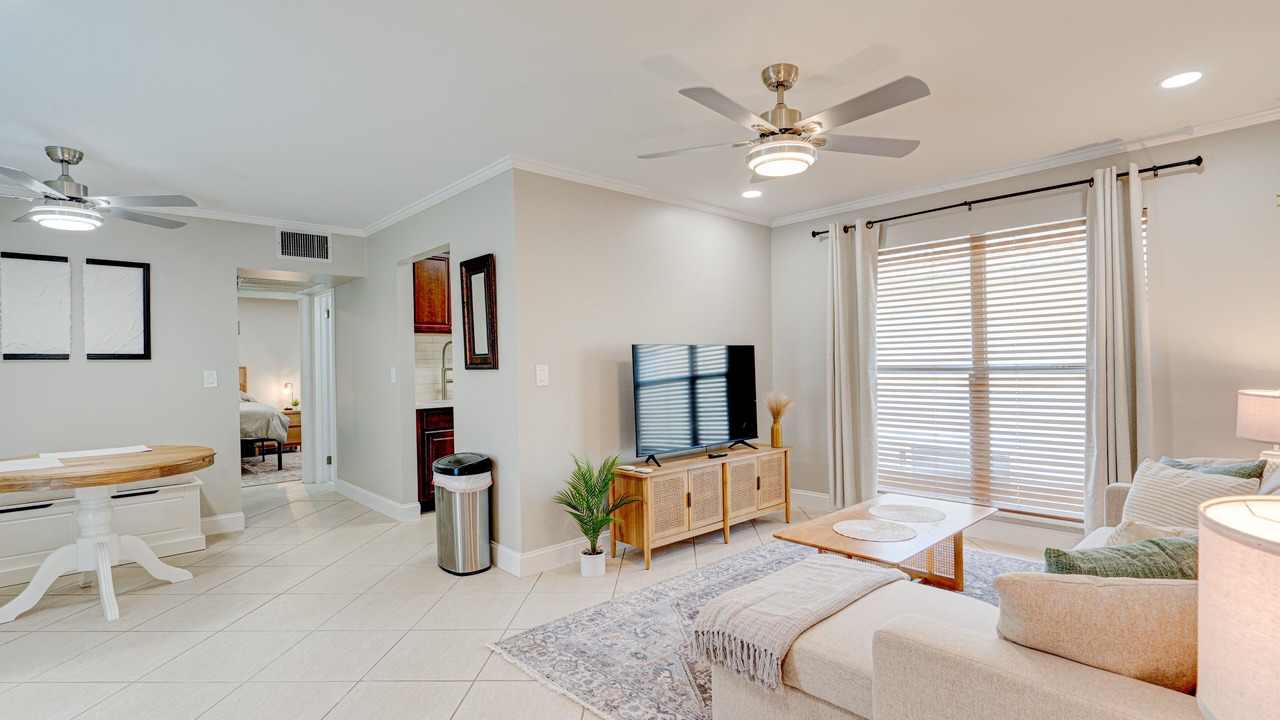 Photo of Livingroom in Florida North Atlantic Coast
